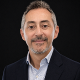 Óscar  Vitales
